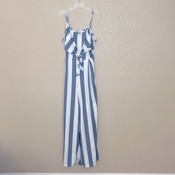 Women's Casual Straps Rompers - Picture 1 of 5